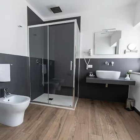 Ruggero Settimo - Room&suite Bed & Breakfast 4*
